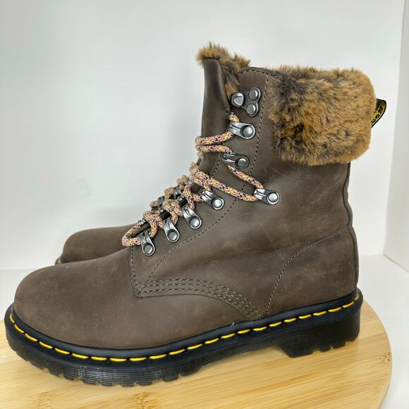 Dr. Martens 1460 Serena Collar Faux Fur Lined Lace Up Boots Womens Size 9 - Picture 5 of 7